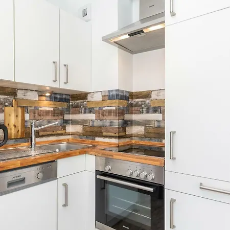 Apartament Seaside Apartment